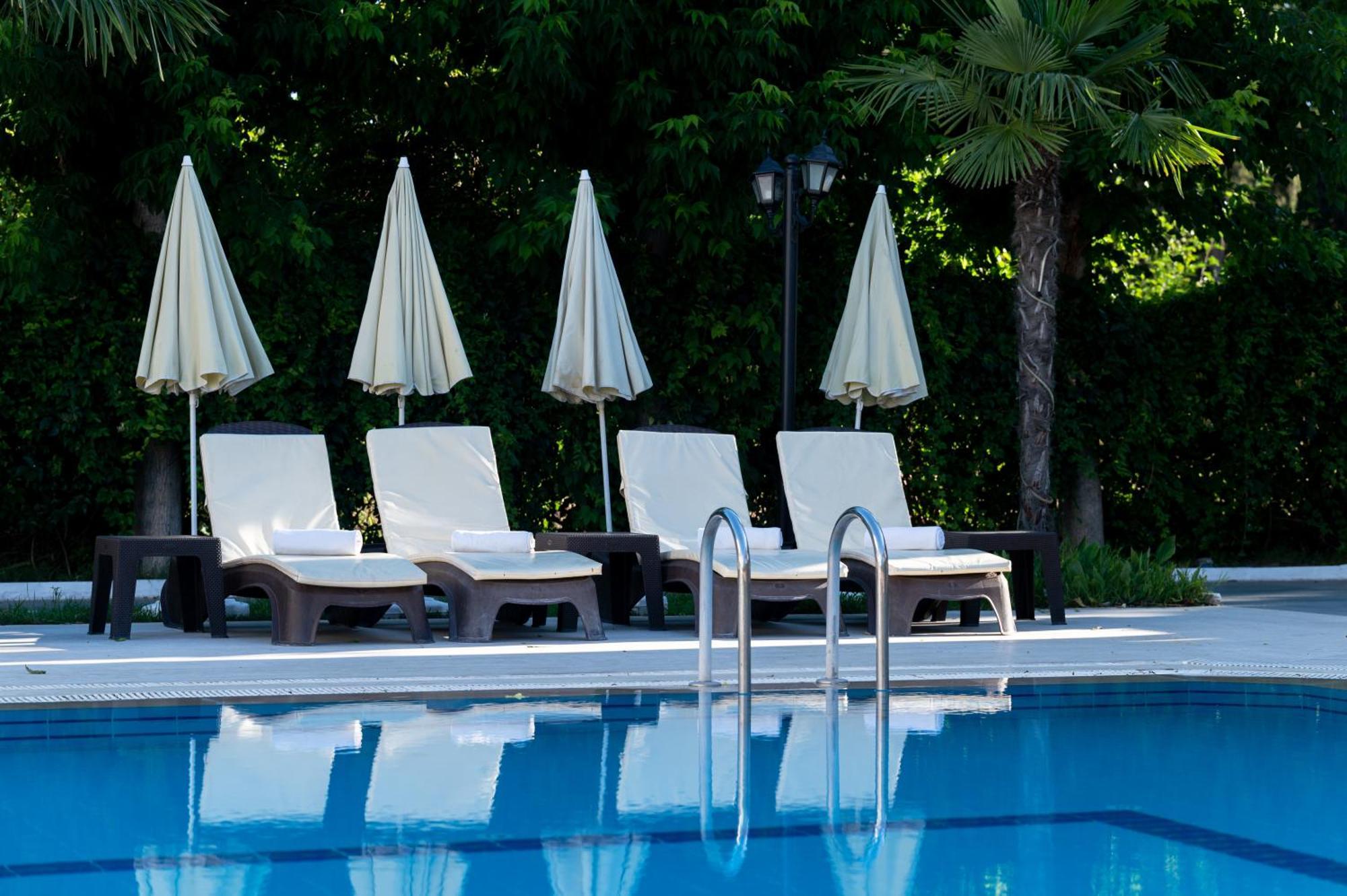 Grand Hotel Derin Белдиби Екстериор снимка