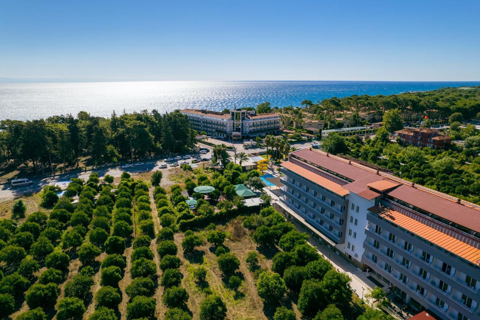 Grand Hotel Derin Белдиби Екстериор снимка
